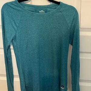 Hollister Turquoise Must-Have Collection Top NWT